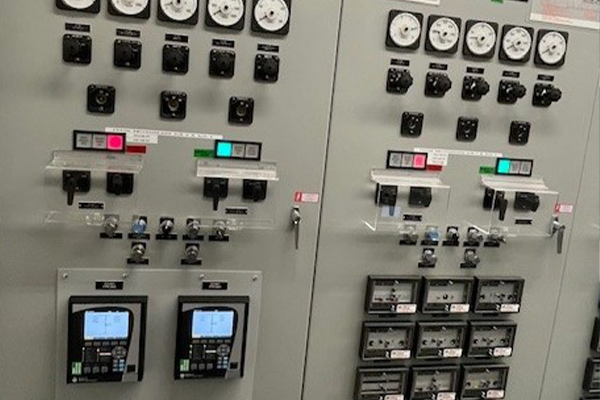 Image of a protective relay.